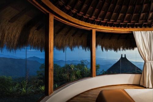 Charming and cosy hut in the style Kogi, indigenous people from the Sierra Nevada, offering incredible panoramic view on the hills and the seacoast Charming and cosy hut in the style Kogi, indigenous people from the Sierra Nevada, offering incredible panoramic view on the hills and the seacoast