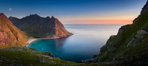 Also known as Whale beach, Kvalvika beach is one of the most iconic beach in Lofoten Islands Also known as Whale beach, Kvalvika beach is one of the most iconic beach in Lofoten Islands
